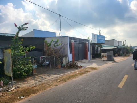 Đất nền xã Đất Đỏ - 778M2 đường Nguyễn Huệ, 12m mặt tiền đường nhựa