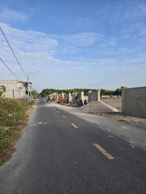 Bán đất ven biển Phước Hải. 8 lô biệt thự 300m2 giá 3,2 tỷ 10 x 30