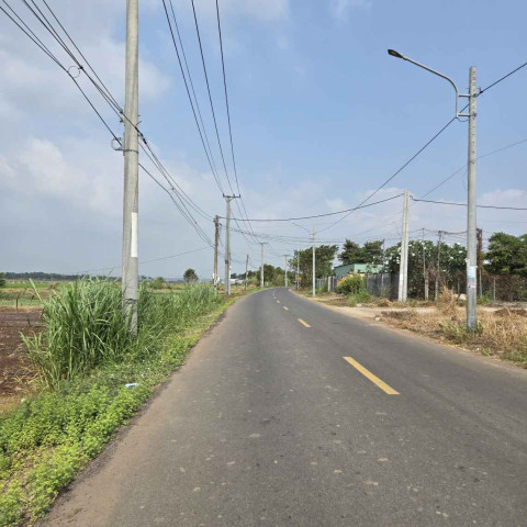 Bán đất thị trấn Đất Đỏ đường Lê Thánh Tông 123m2 giá chỉ 1,2 tỷ